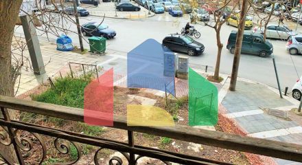 Продажа - Здание 300 m² в Салониках