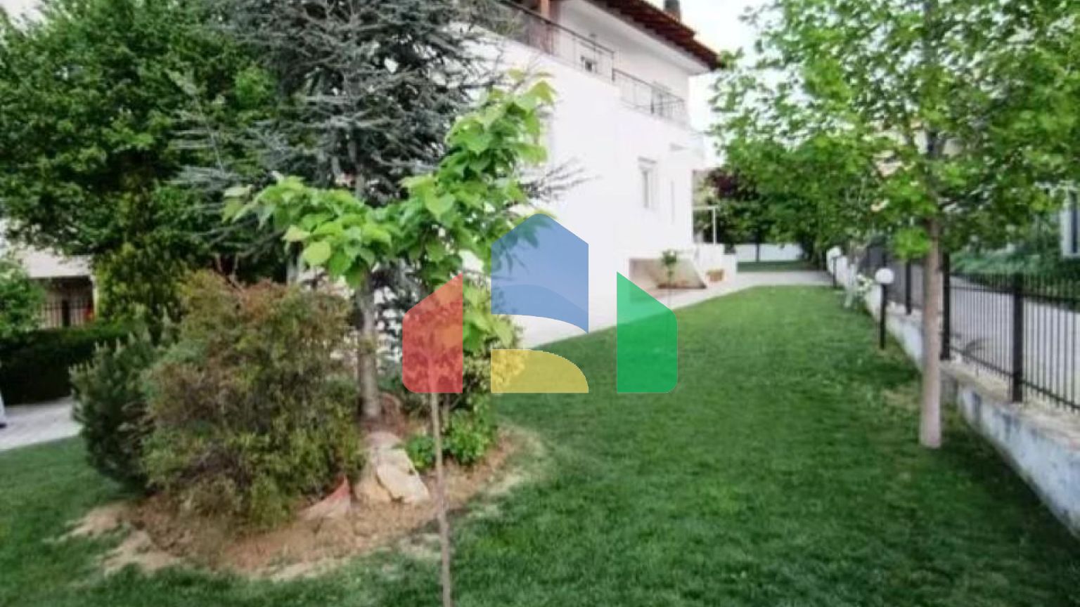 Продажа - Коттедж 220 m² в Салониках