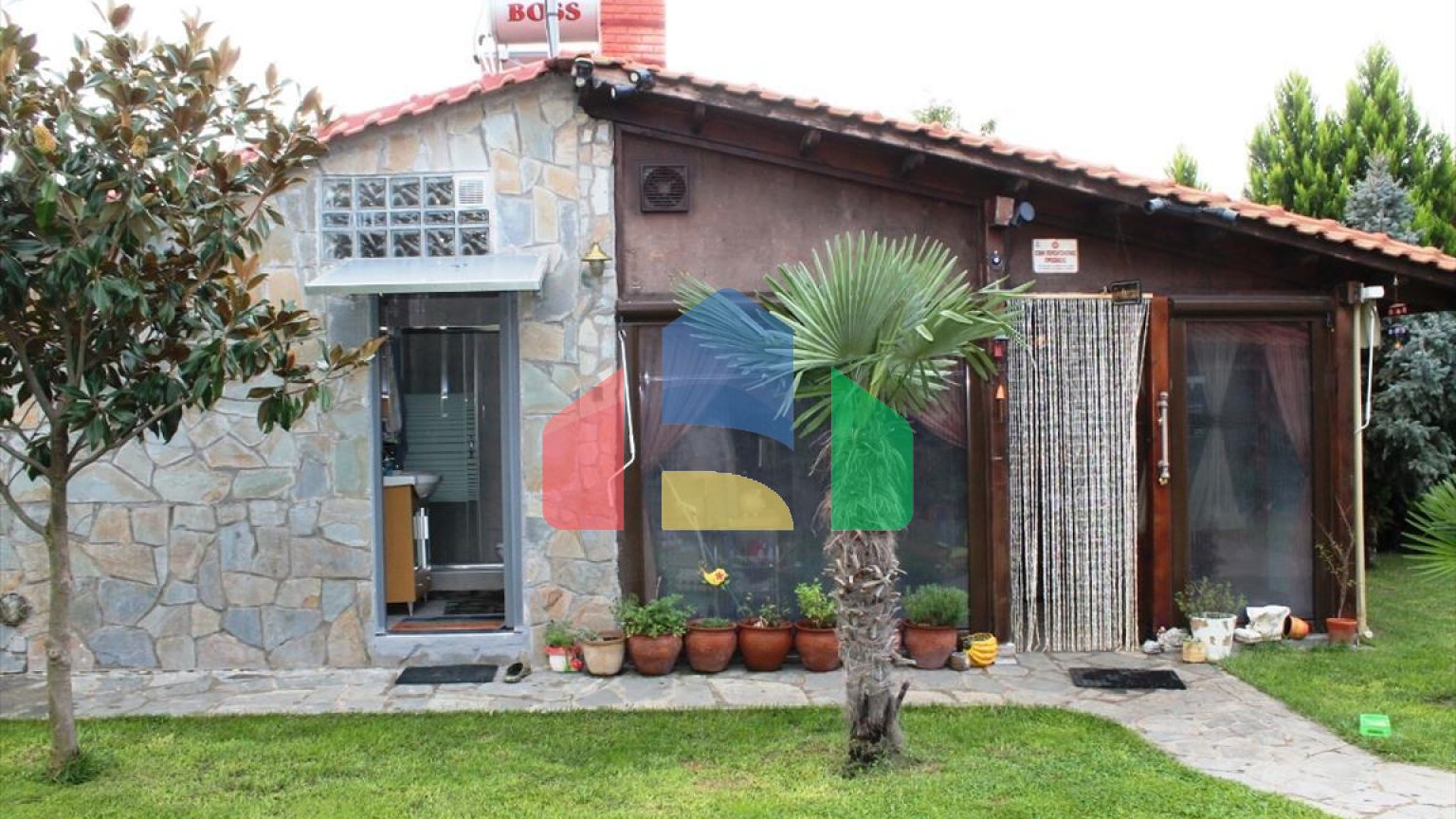 Продаж - Котедж 288 m² в Салоніках