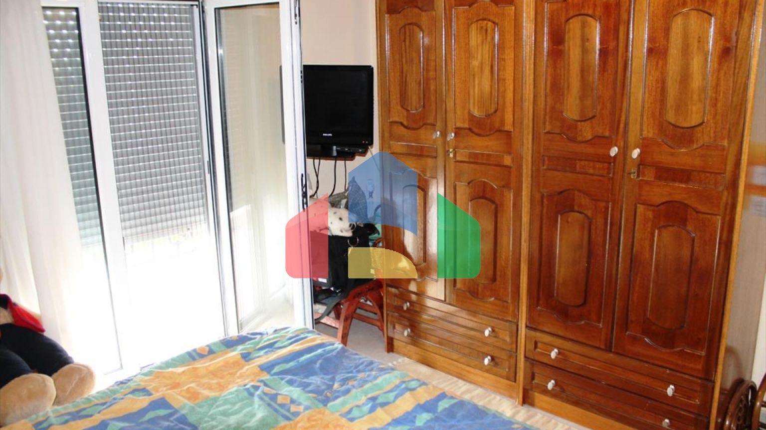 Продаж - Котедж 288 m² в Салоніках