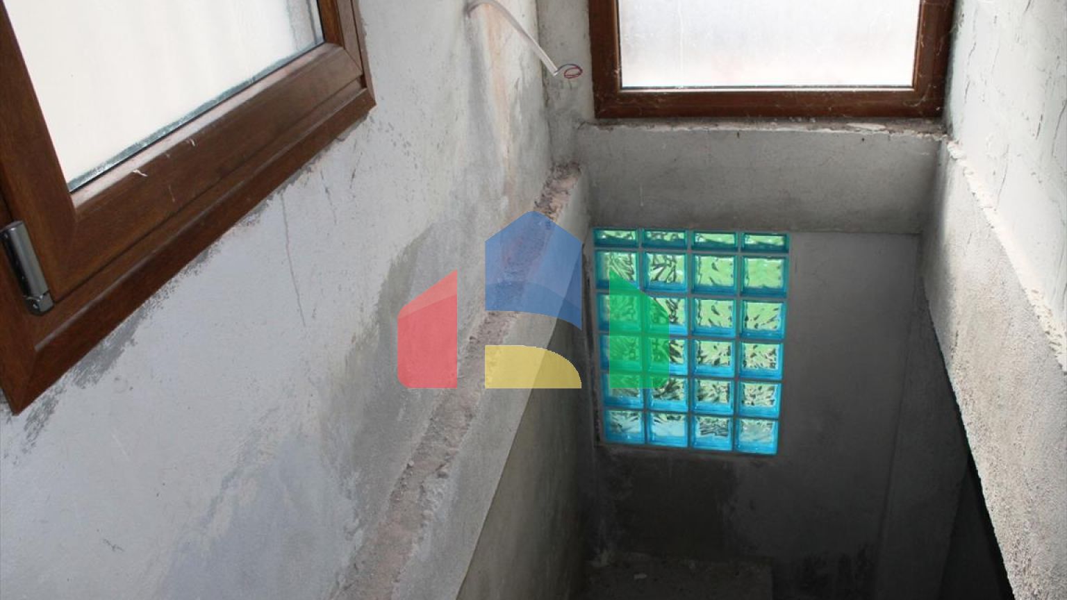 Продаж - Котедж 288 m² в Салоніках