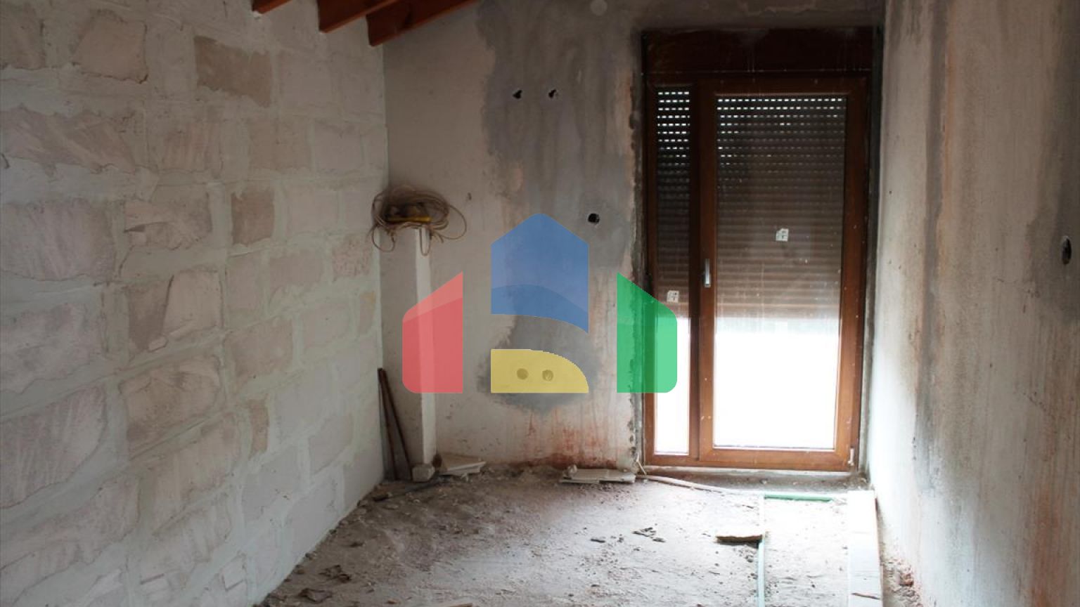 Продаж - Котедж 288 m² в Салоніках