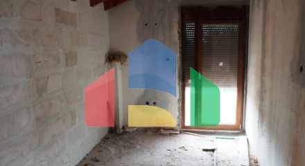 Продаж - Котедж 288 m² в Салоніках