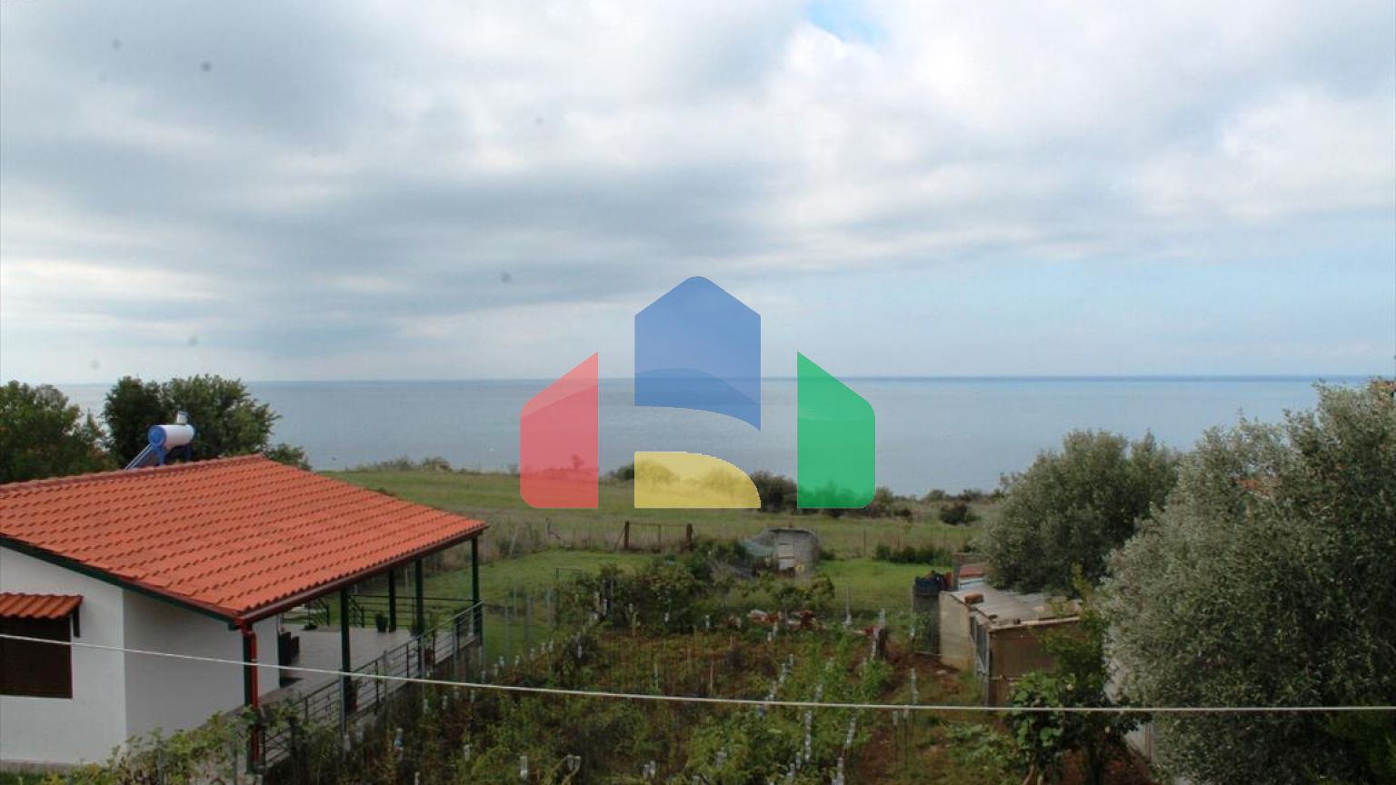 Продаж - Котедж 288 m² в Салоніках