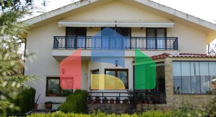 For Sale - Villa 327 m² in Thessaloniki
