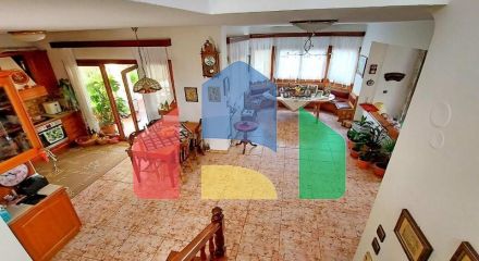 Продаж - Вілла 327 m² в Салоніках Продаж - Вілла 327 m² в Салоніках