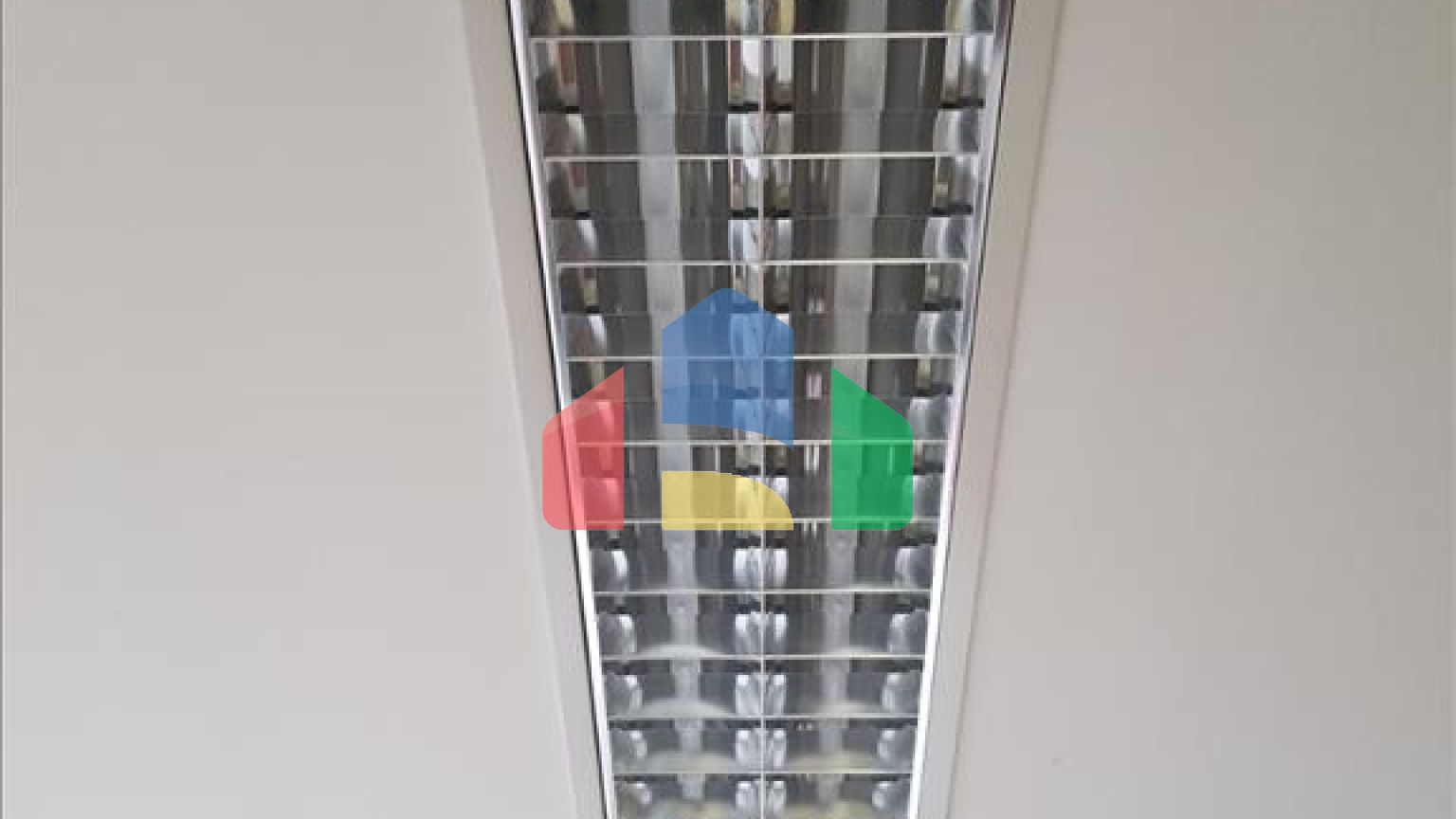 Продажа - Здание 440 m² в Салониках