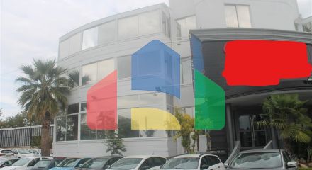 Продажа - Здание 1850 m² в Салониках