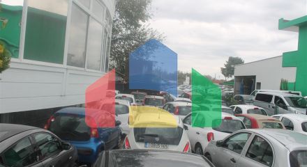 Продажа - Здание 1850 m² в Салониках
