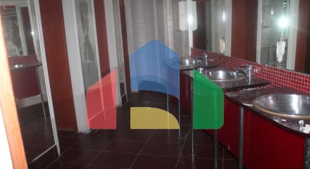 Продажа - Здание 1850 m² в Салониках