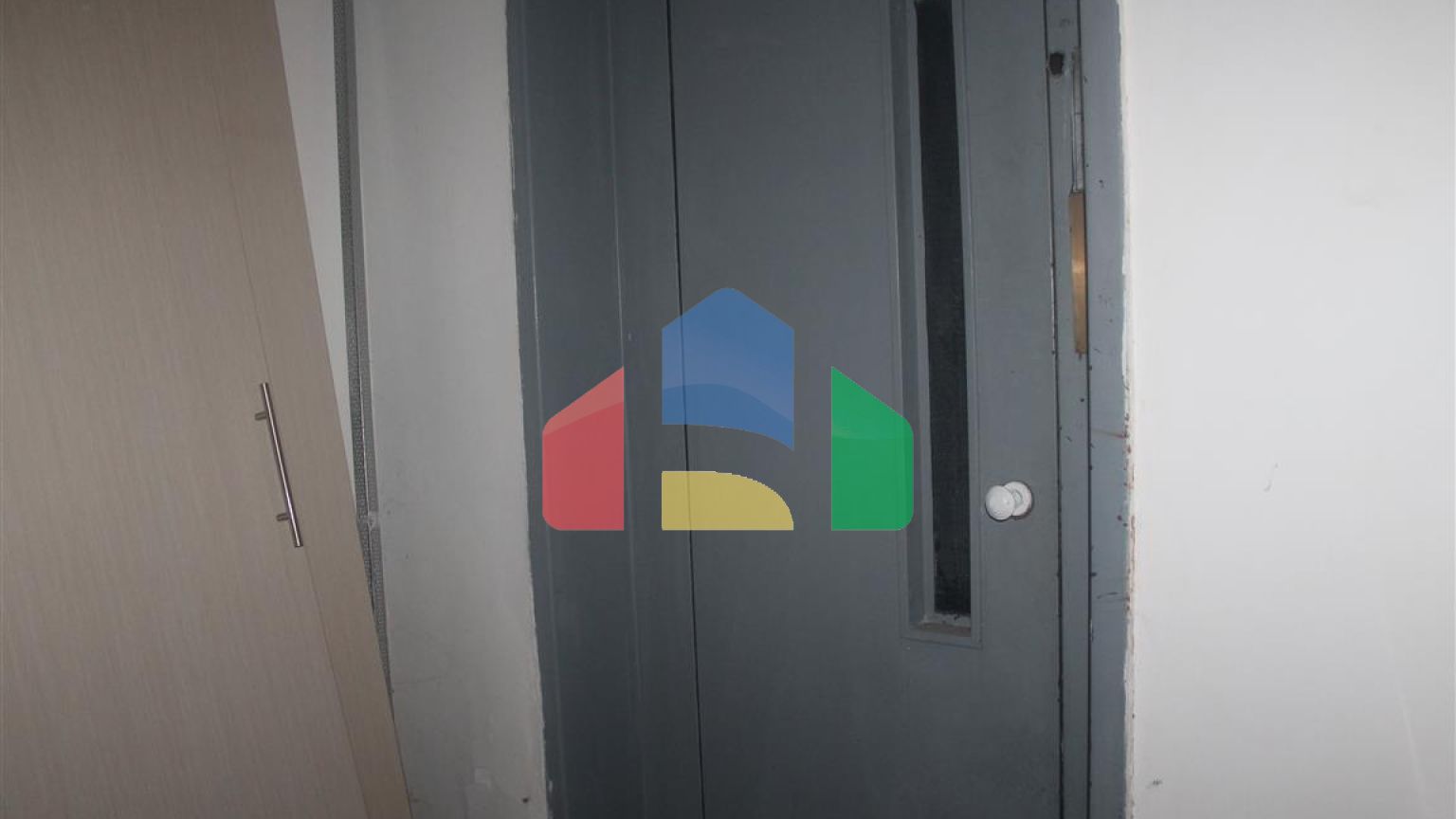 Продажа - Здание 1850 m² в Салониках