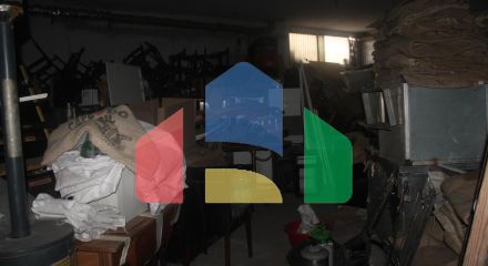 Продажа - Здание 1850 m² в Салониках