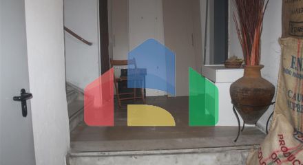 Продажа - Здание 1850 m² в Салониках