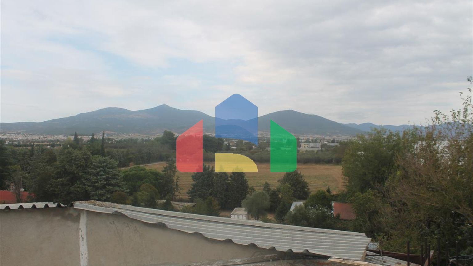 Продажа - Здание 1850 m² в Салониках