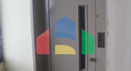 Продажа - Здание 1850 m² в Салониках