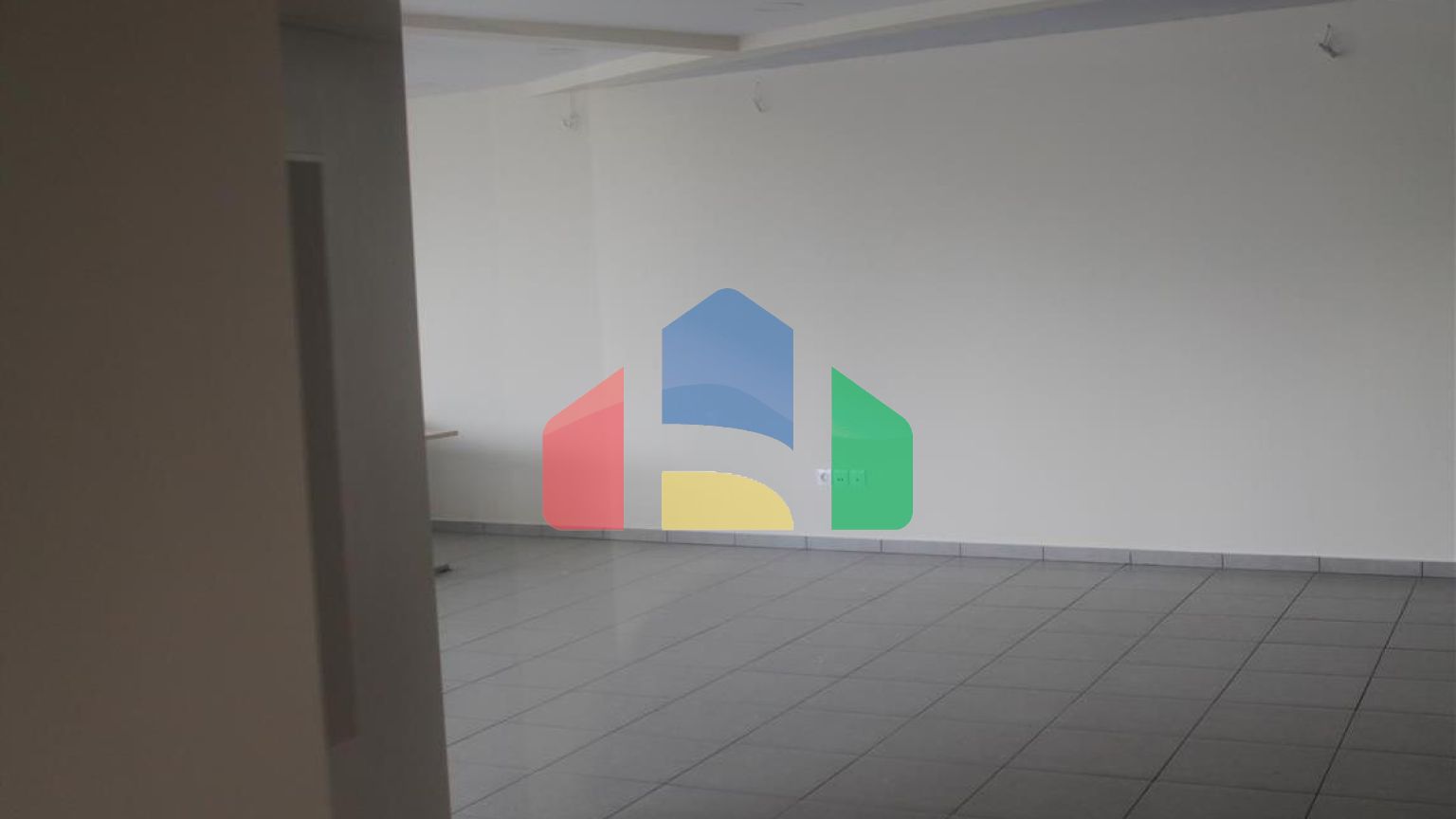 Продажа - Здание 1850 m² в Салониках