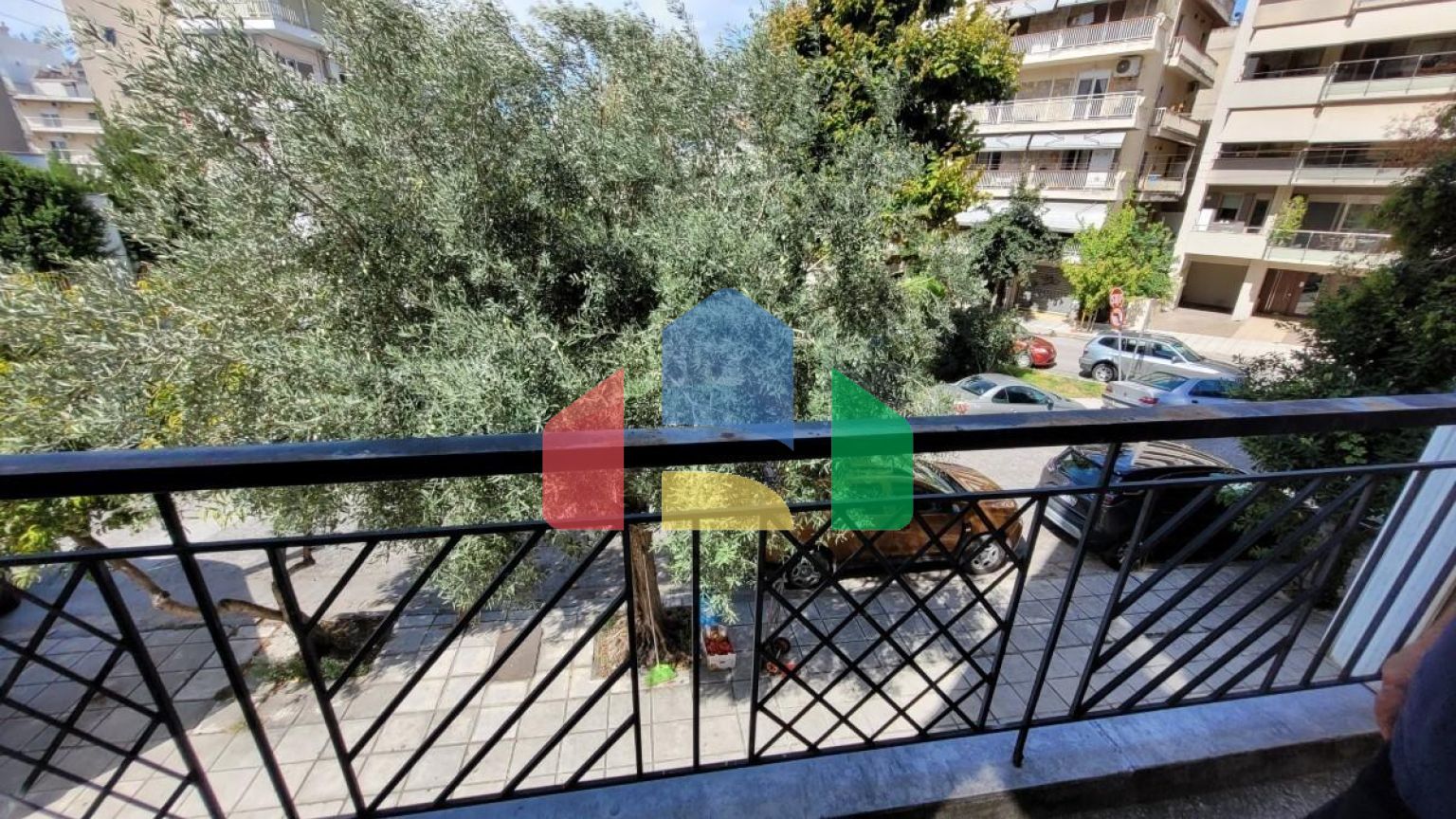 Продаж - Комерційна нерухомість 360 m² в Салоніках