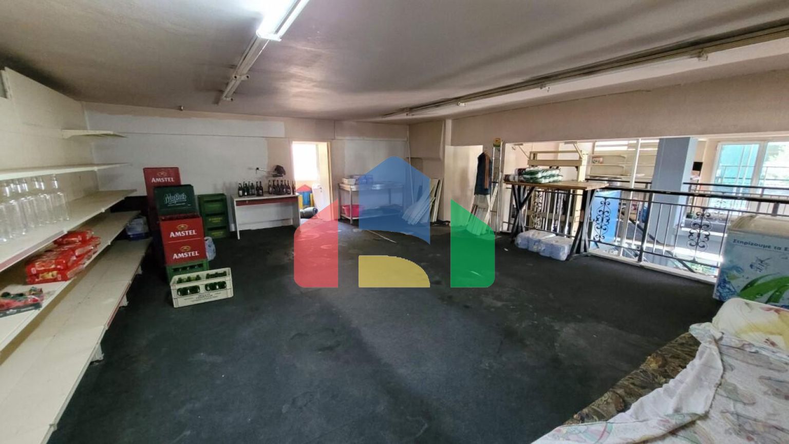 Продаж - Комерційна нерухомість 360 m² в Салоніках