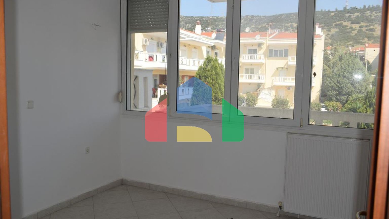 Продаж - Таунхаус 172 m² в Салоніках