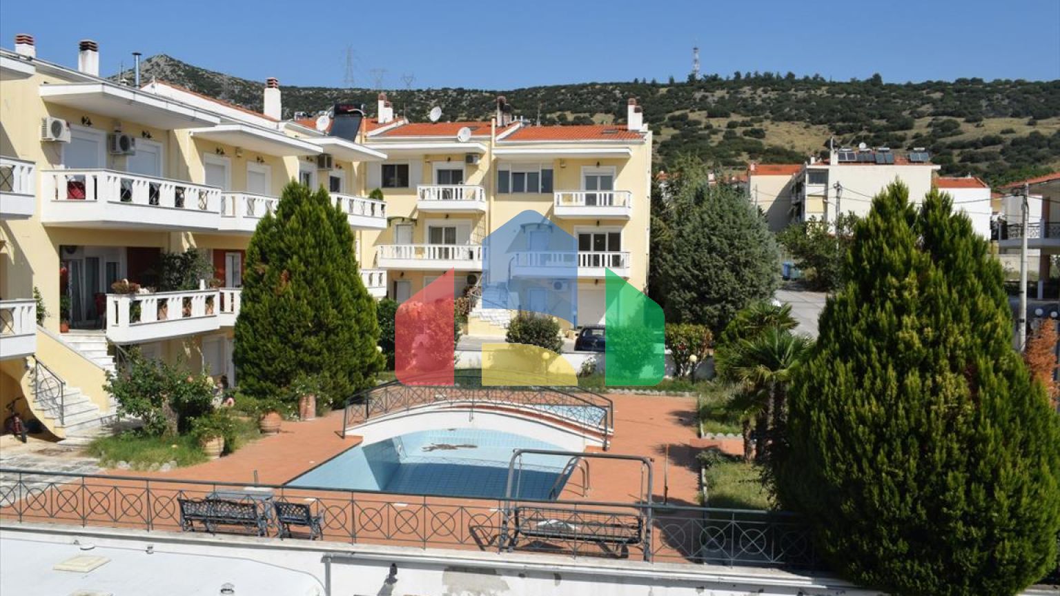 Продаж - Таунхаус 172 m² в Салоніках