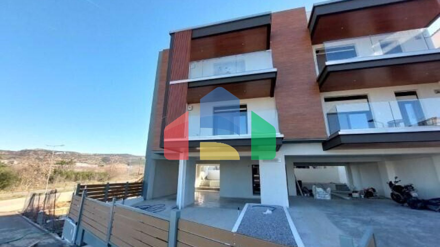 Продажа - Двухуровневая квартира 153 m² в Салониках