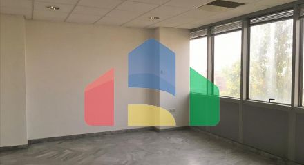 Продаж - Комерційна нерухомість 50 m² в Салоніках