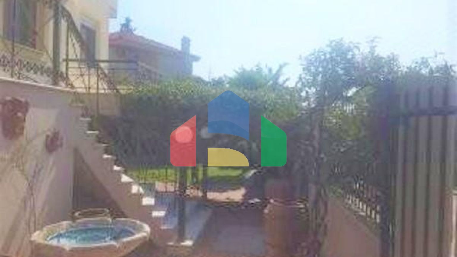 Продаж - Таунхаус 250 m² в Салоніках