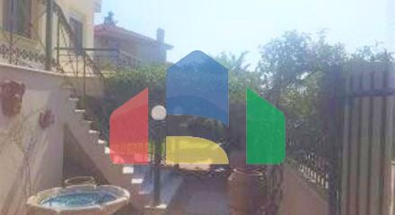 Продаж - Таунхаус 250 m² в Салоніках