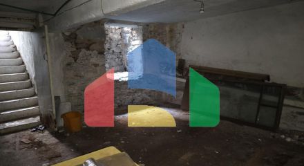 Продажа - Коммерческое помещение 110 m² в Салониках