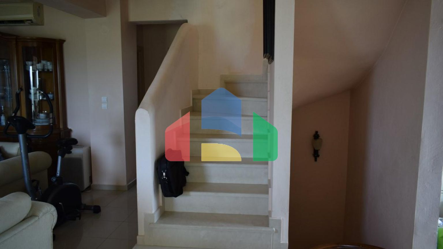 Продаж - Котедж 280 m² в Салоніках