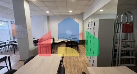 Продаж - Комерційна нерухомість 60 m² в Салоніках