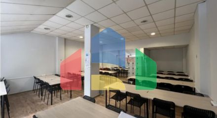 Продаж - Комерційна нерухомість 60 m² в Салоніках