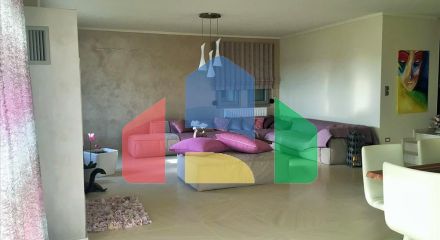 Продаж - Котедж 410 m² в Салоніках Продаж - Котедж 410 m² в Салоніках