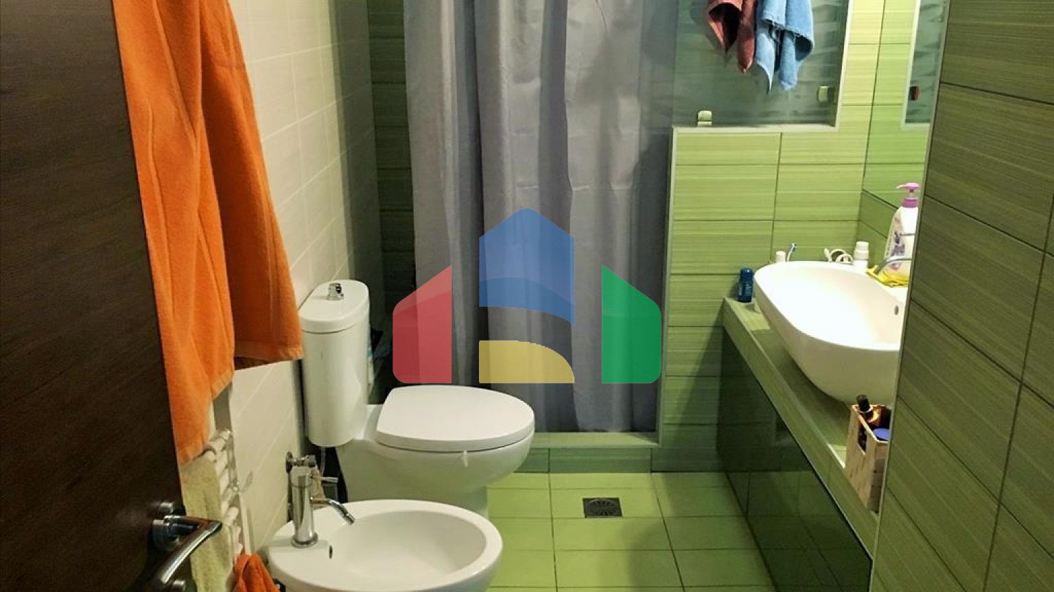 Продаж - Котедж 410 m² в Салоніках