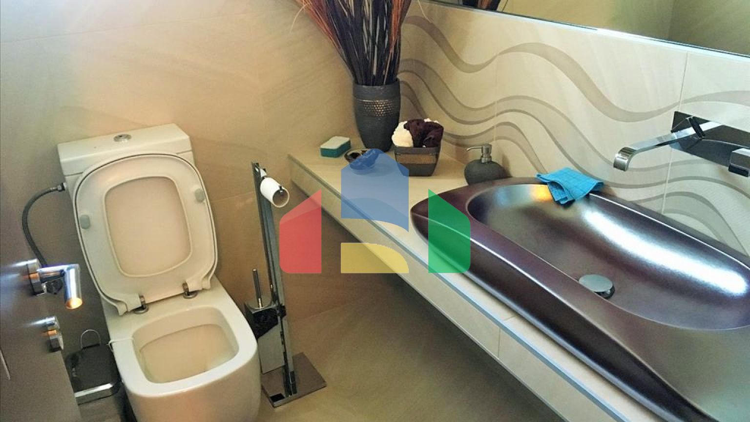 Продаж - Котедж 410 m² в Салоніках