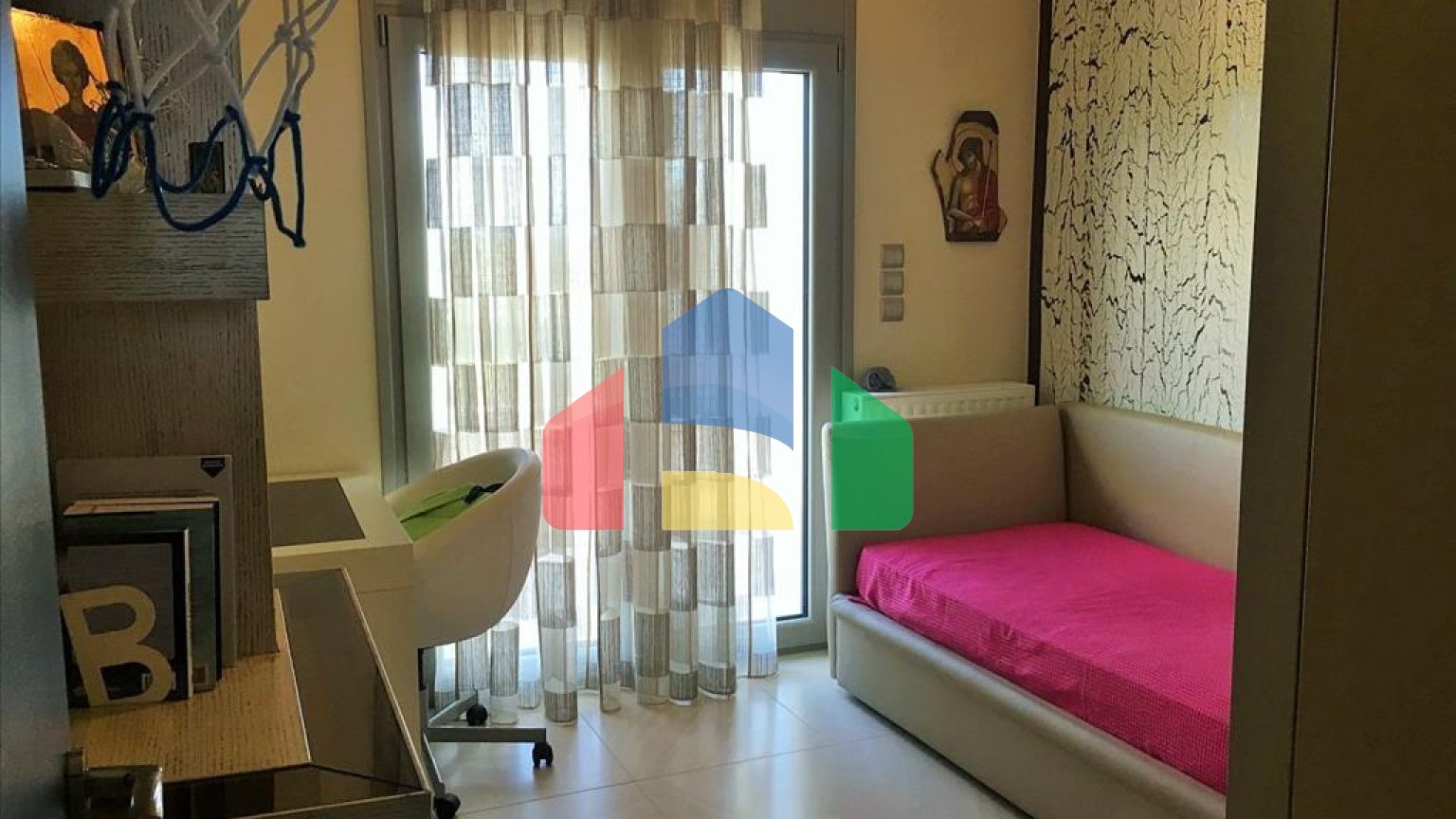 Продаж - Котедж 410 m² в Салоніках