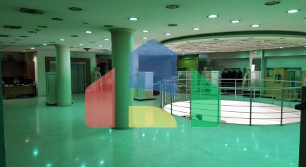Продаж - Будівля 2800 m² в Салоніках
