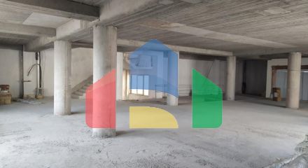 Продажа - Здание 2800 m² в Салониках