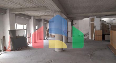 Продажа - Здание 2800 m² в Салониках