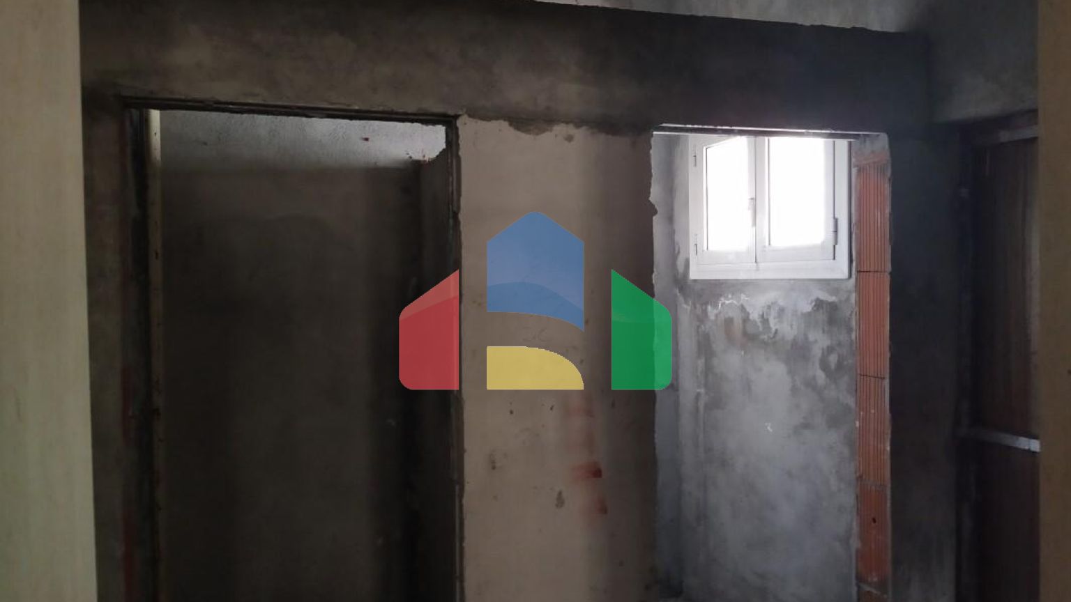 Продажа - Здание 2800 m² в Салониках