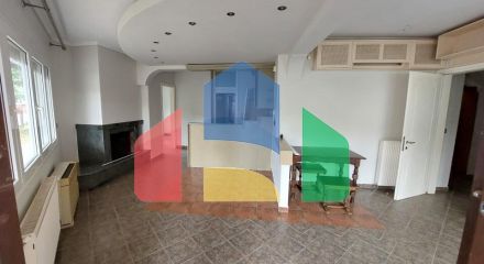 For Sale - Detached house 280 m² in Thessaloniki