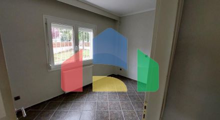 Продаж - Котедж 280 m² в Салоніках