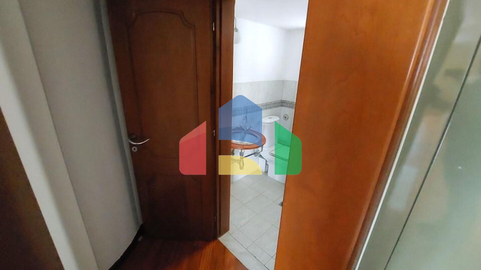 Продаж - Котедж 280 m² в Салоніках