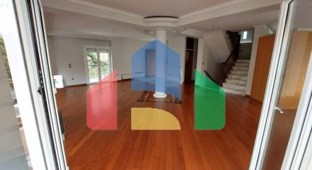 Продаж - Котедж 280 m² в Салоніках