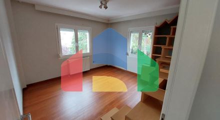 Продаж - Котедж 280 m² в Салоніках