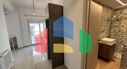 Продаж - Квартира 32 m² в Салоніках