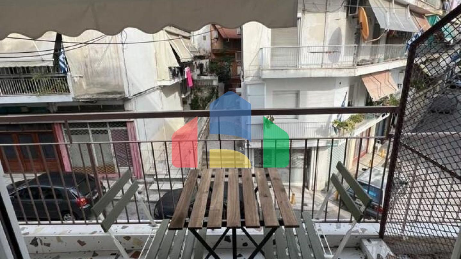 Продаж - Квартира 32 m² в Салоніках