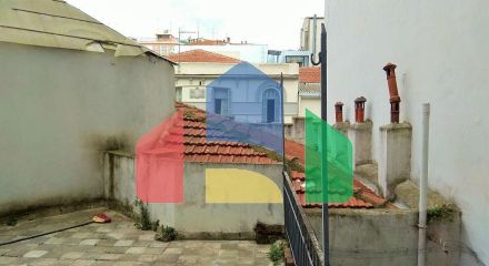 Продажа - Здание 600 m² в Салониках