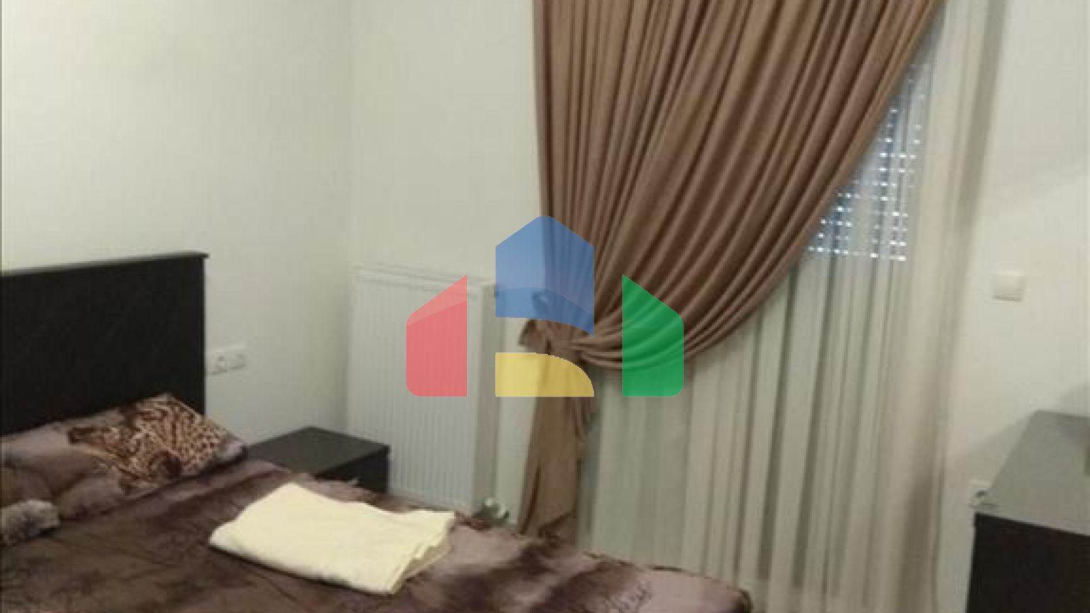 Продаж - Котедж 375 m² в Салоніках