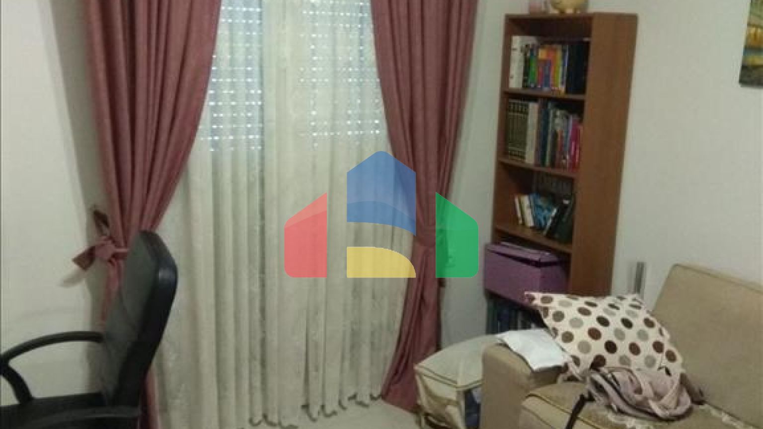 Продаж - Котедж 375 m² в Салоніках